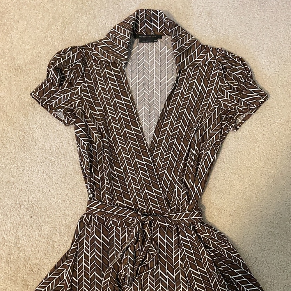 BCBG MAXAZRIA Wrap Dress Size XXS - Picture 2 of 13